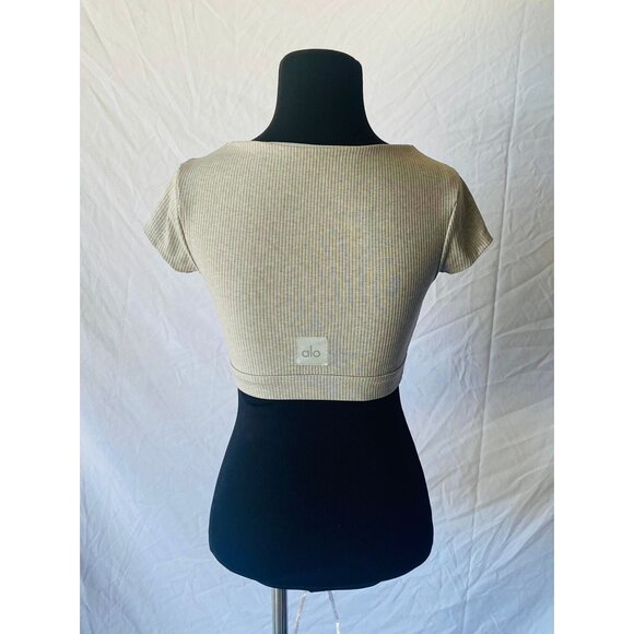 Alo Yoga Blissful Henley Bra Top - Picture 4 of 11